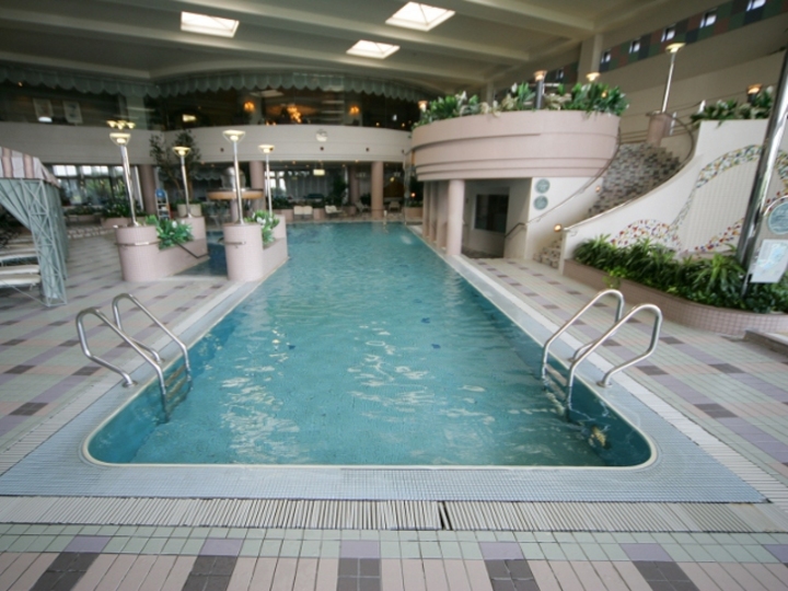 室内プール