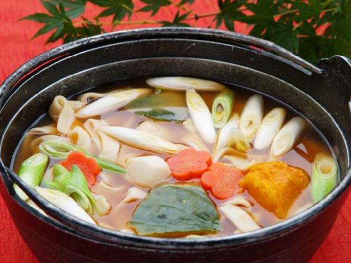 山梨の郷土料理　ほうとう