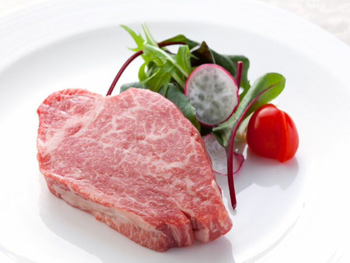 上フィレ肉のステーキ