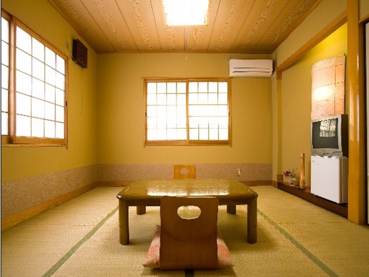 和室（トイレ付）