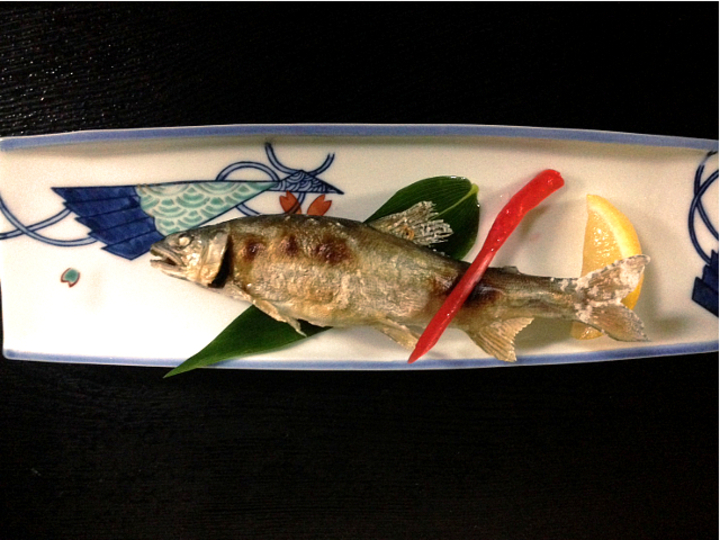 名物の鮎の塩焼き