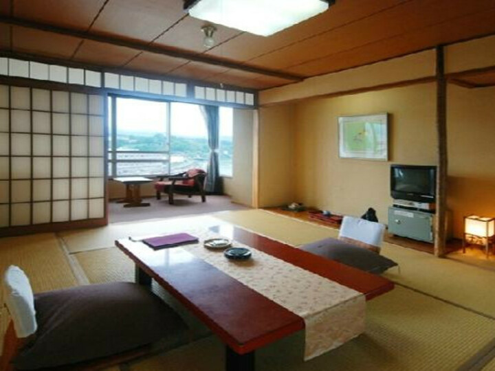 標準川側和室.
