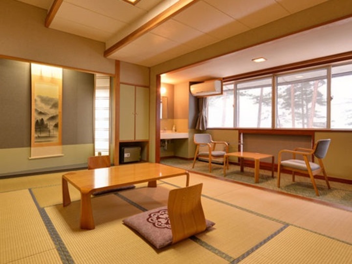本館和室（バストイレ無し）