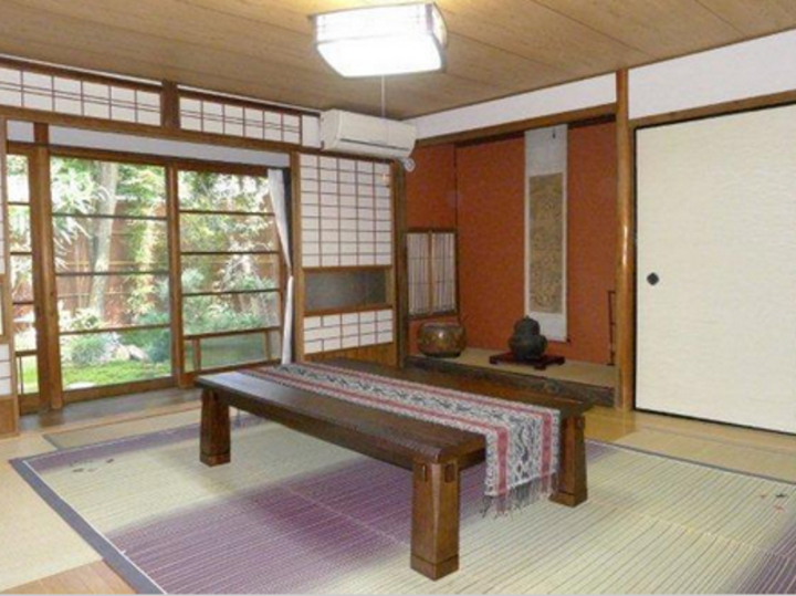 一組様限定。５０坪の敷地に建つ京町家一棟貸し