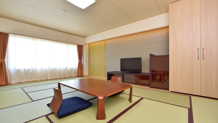 客室は、純和風のお部屋をご用意いたしました。