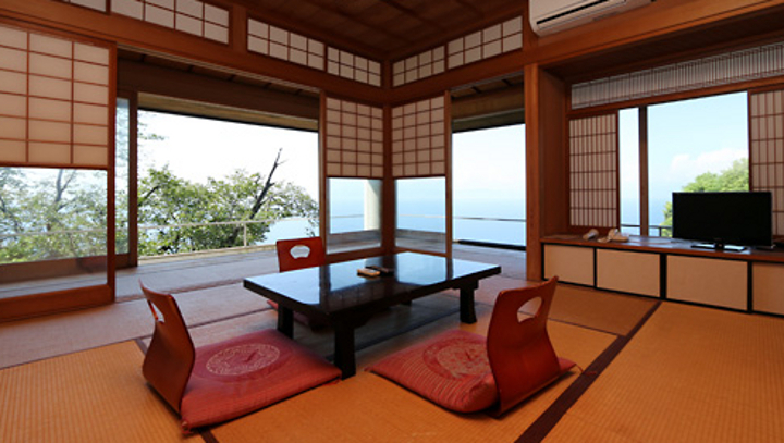 すべてのお部屋から富士山、駿河湾の素晴らしい眺望が広がります。