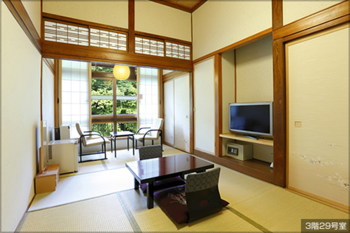 【木造本館２・３Ｆ和室７畳】一人や親密感重視のカップルご夫婦 