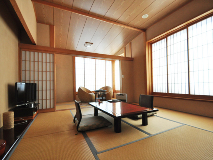  【別邸游山の庄(新館)スタンダード】10畳+4畳・洗浄機能トイレ付 
