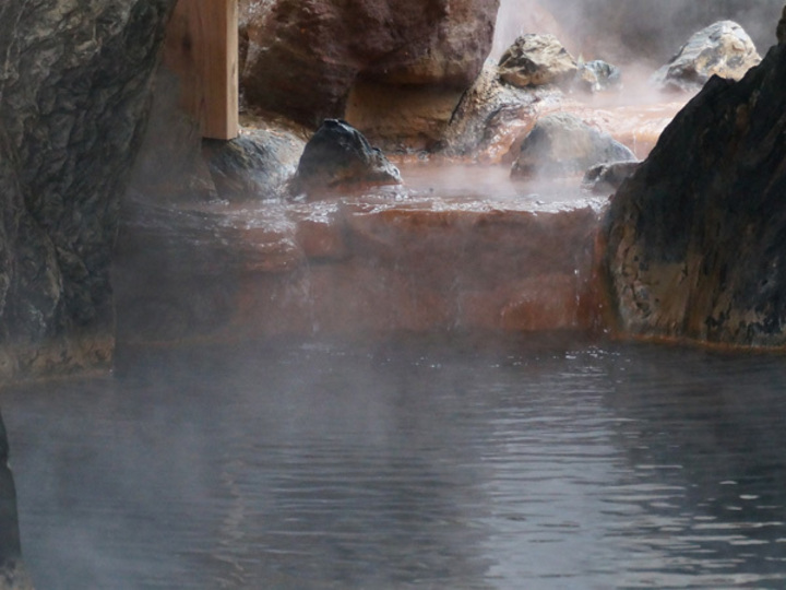 カルシウム日本随一の古代海水温泉