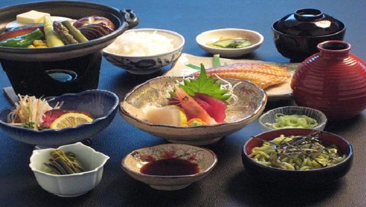 新十津川町産米「ななつぼし」を使用した夕食一例