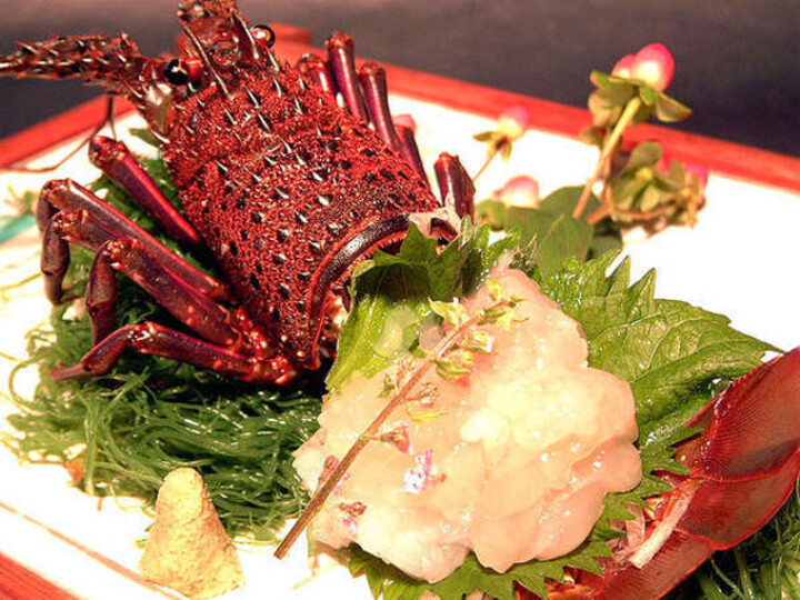 伊勢海老のお造り（夕食一例）