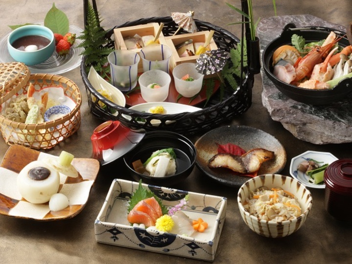 日本料理「やまぼうし」