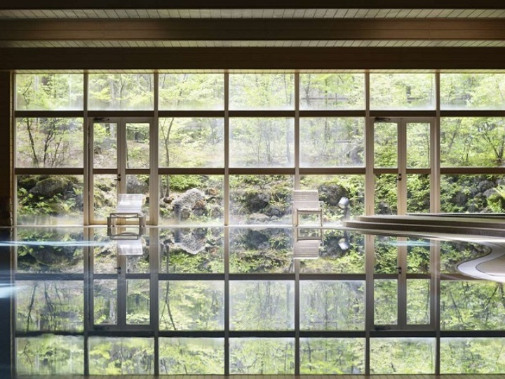 室内プール