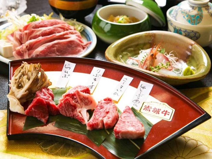 【上州のブランド肉尽くし会席】群馬の恵みを受けた“上州牛”その上州牛の様々な部位を食べ比べ！