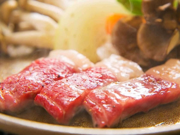【上州牛ステーキ】肉厚ジューシーな群馬のブランド牛を陶板で焼き上げる≪上州牛ステーキ≫