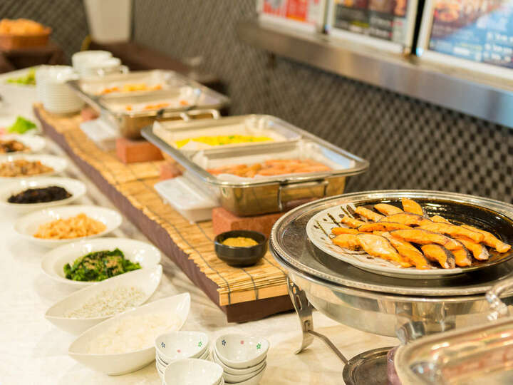 ビュッフェ 一例（朝食）