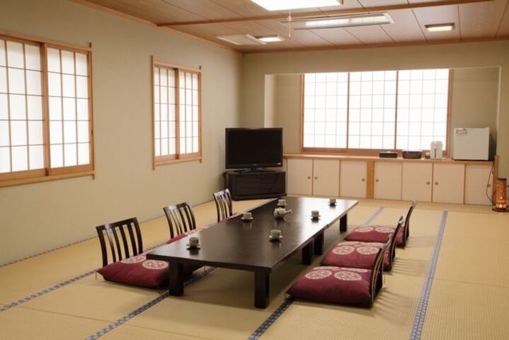 １F/５名様以上は皆で仲良く（和室２２畳）