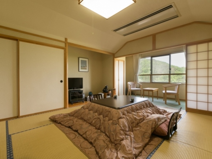 ２F/少し贅沢に【大人専用部屋】（和室１０畳・特別室）