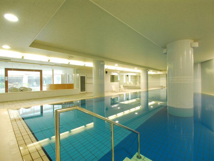 室内プール