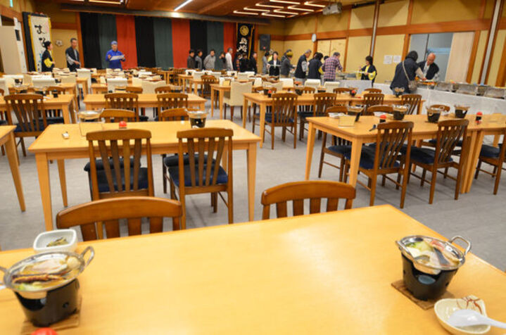 夕食バイキング会場