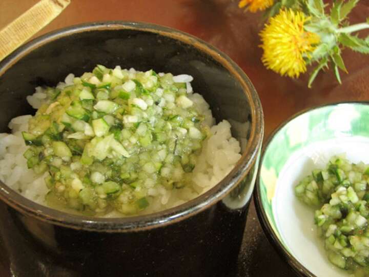 朝食