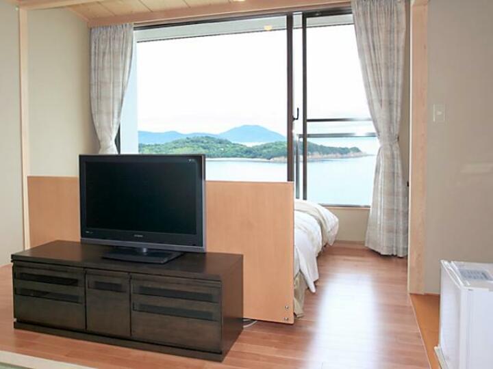 【和洋室6帖☆禁煙】海を一望するWベット付客室♪お得に泊るなら