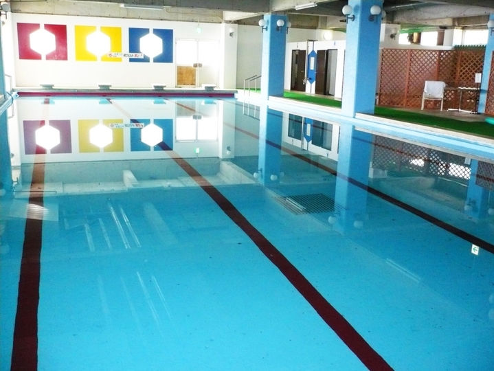 室内プール