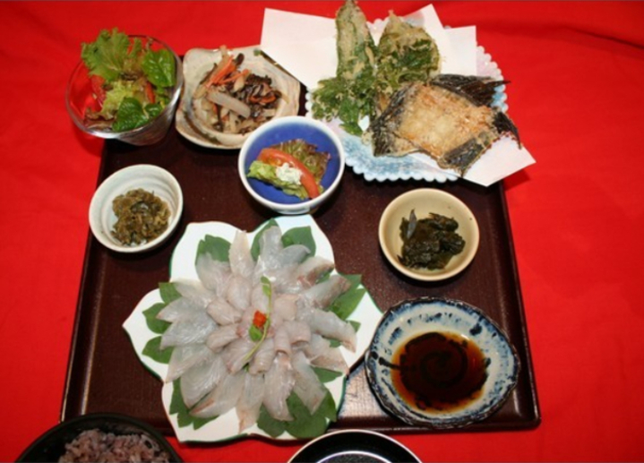 与那国の食材を利用した「島御膳」