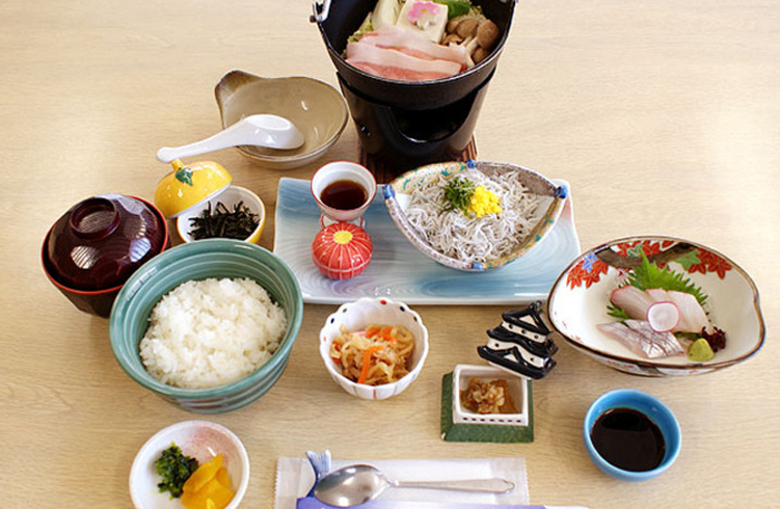 釜揚げしらす御膳（ランチ）