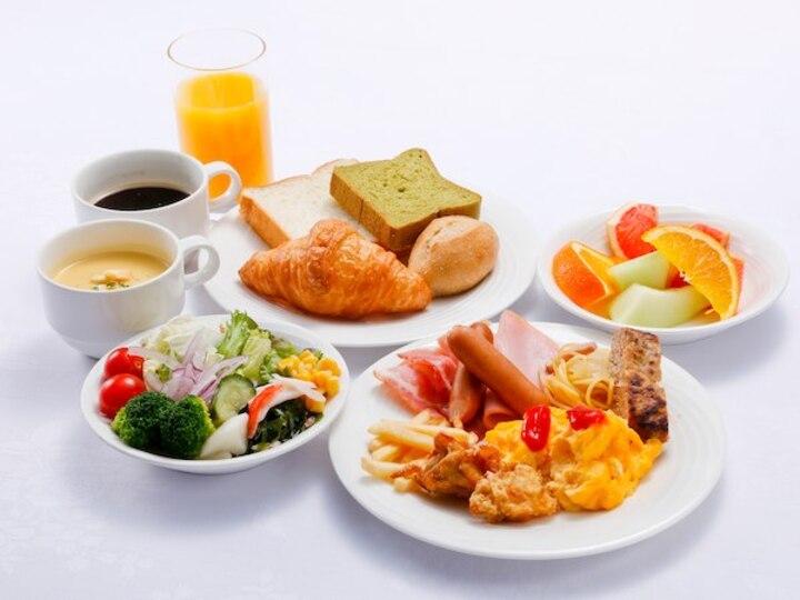朝食（洋食盛付例）
