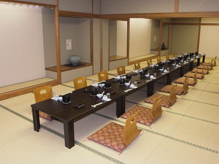 【食事処】グループ客用個室