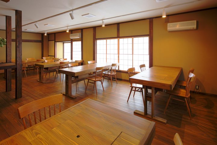 専用のダイニング　2階「山うど」