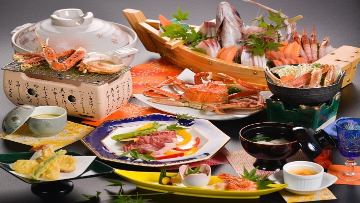 【冬ズワイガニ会席】蟹は人を動かす！？日本海の味覚を求めて全国からお客様がいらっしゃいます♪