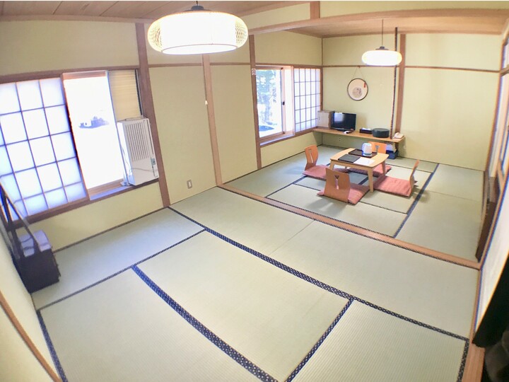 【禁煙】広々和室14畳(3～5名様向け)　トイレ共用・大浴場利用OK