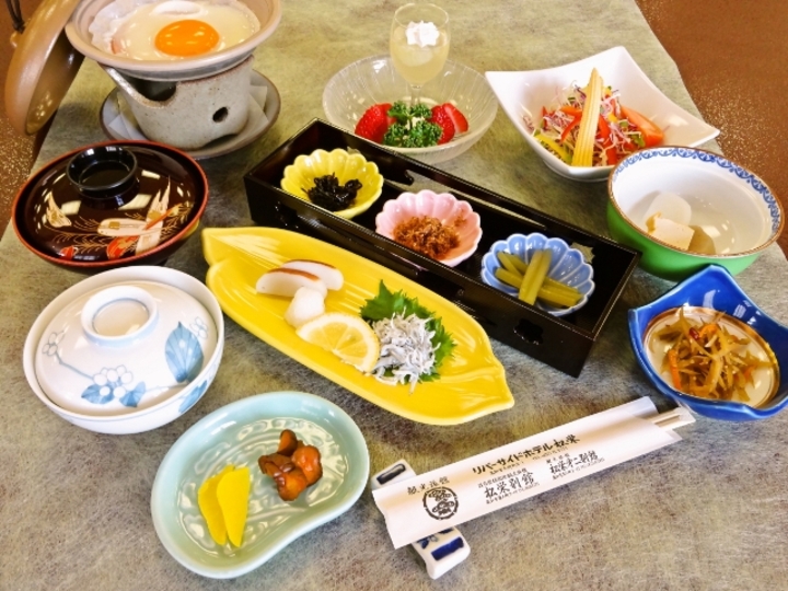 ご朝食