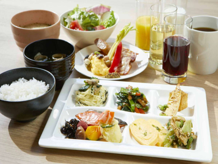 【ごちそう野菜の朝ごはん】めざめの力を与えてくれる、ひと手間加えた野菜料理や地元ならではの季節の1品