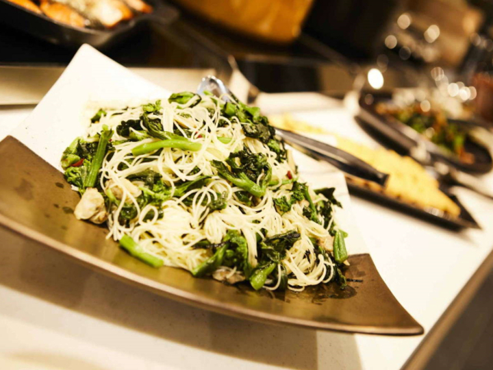 【ごちそう野菜の朝ごはん】アサリと野菜のうまみのコラボ。浅利と菜の花のカッペリーニ刻み海苔添え
