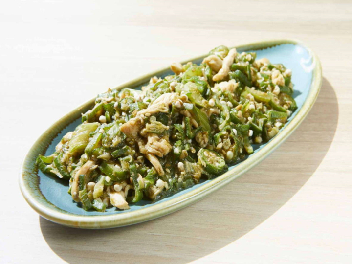 【ごちそう野菜の朝ごはん】ご飯が止まらなくなる魅惑の1品、鶏とオクラの香味佃煮海苔
