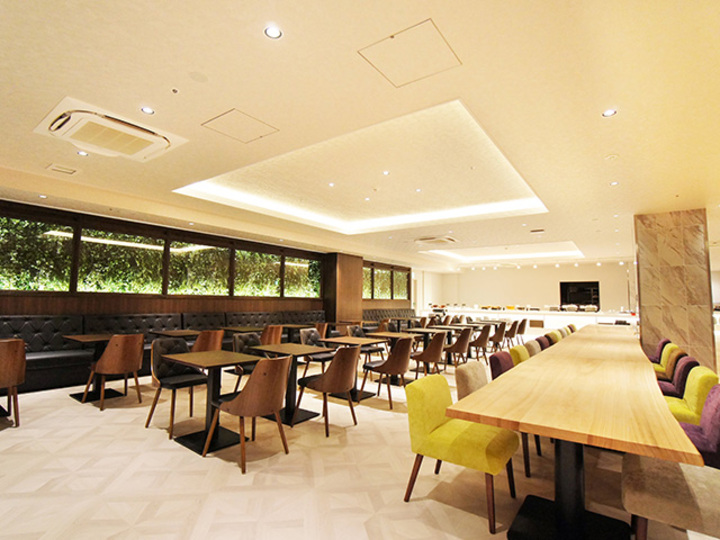 朝食会場