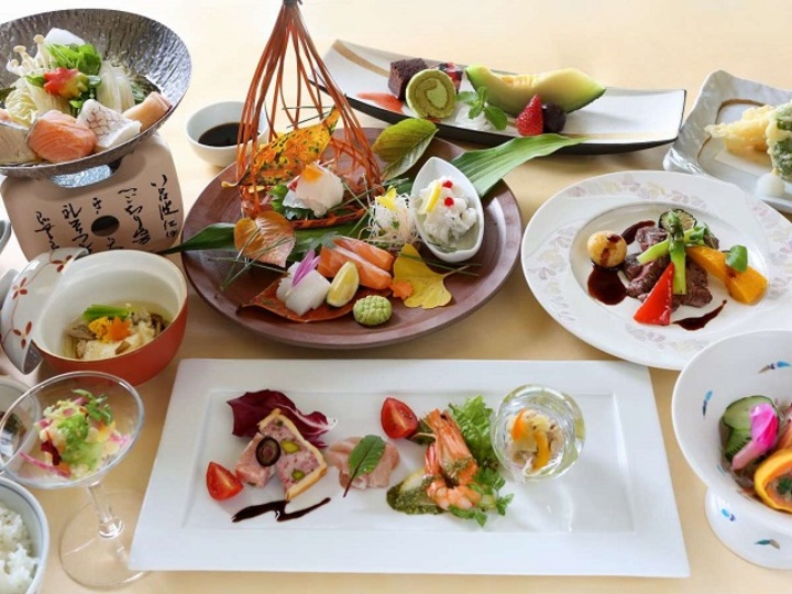 ご夕食③倉敷シーサイドホテル自慢の『デラックス創作会席』