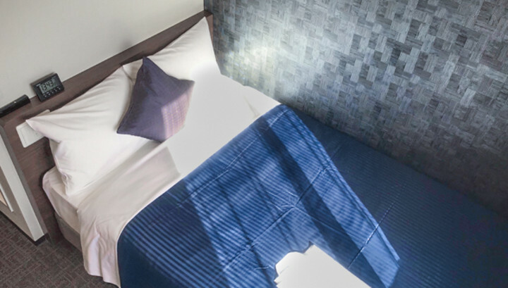 シモンズ製ベッド全室導入！究極の眠りと目覚めを体感できます。