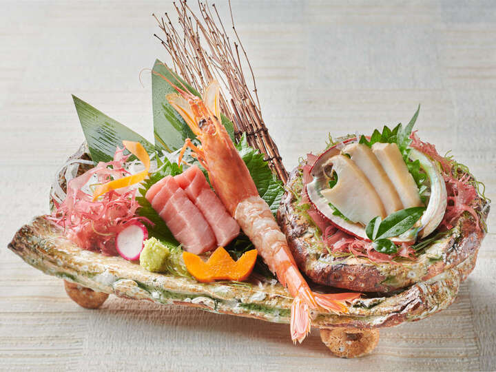 源泉お造り3種盛り合わせ　～本マグロ中トロ・赤海老・あわび～