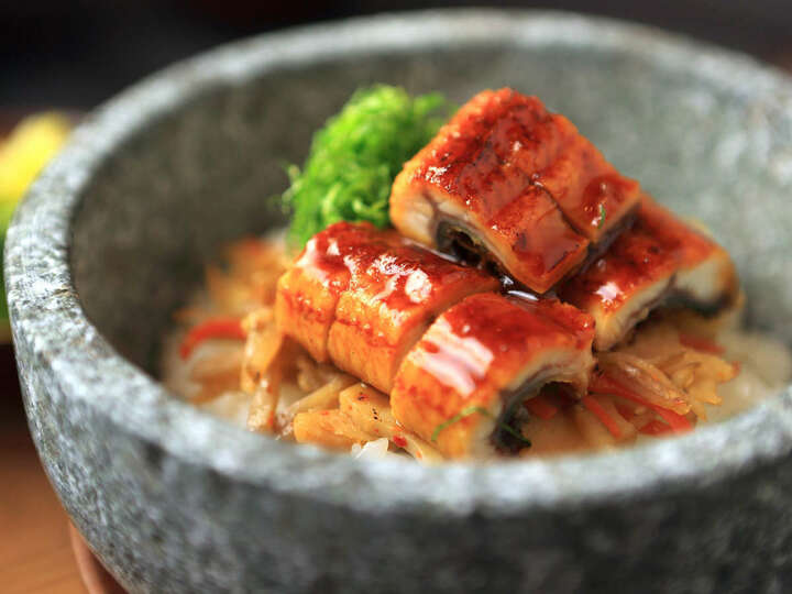 ホテル名物［うなぎ石焼ご飯］