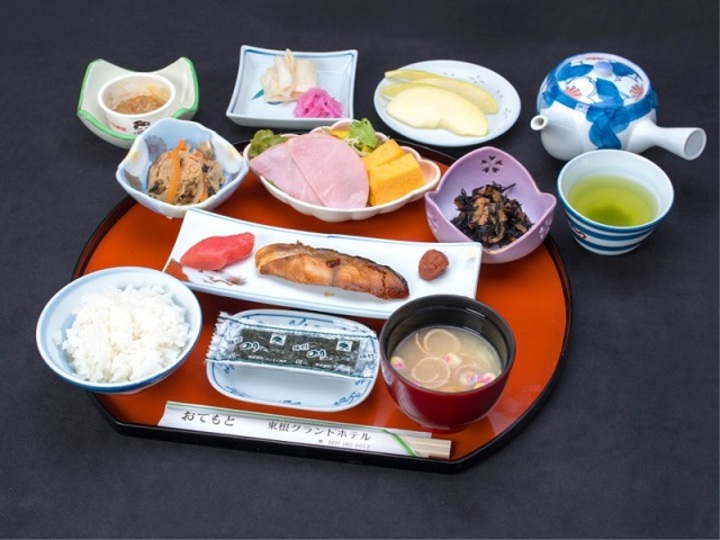 ご朝食一例