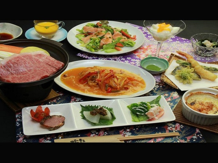 <夕食一例>地元の食材・旬の味。心を込めて、すべて手作り