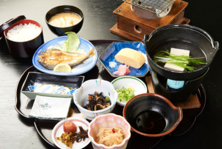 ホテルのせ川（奈良県　野迫川温泉）名物かしき鍋とあまごの塩焼きと奈良随一の温泉